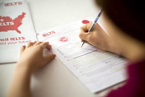دورة مجانية للتحضير لإمتحان ايلتس IELTS من Future Learn