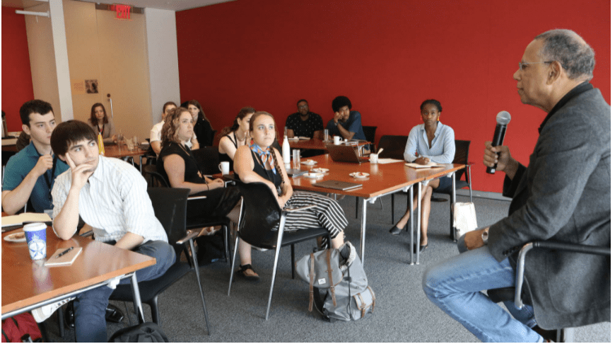 برنامج زمالة New York Times Newsroom 2023 (مدفوع الأجر)