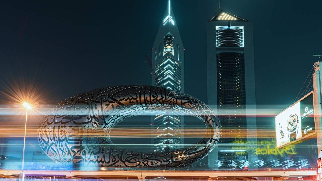 تأشيرة عمل في الإمارات في أحد الفنادق العالمية
