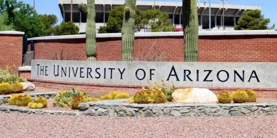 منحة جامعة أريزونا في الولايات المتحدة الأمريكية للحصول على البكالوريوس 2021