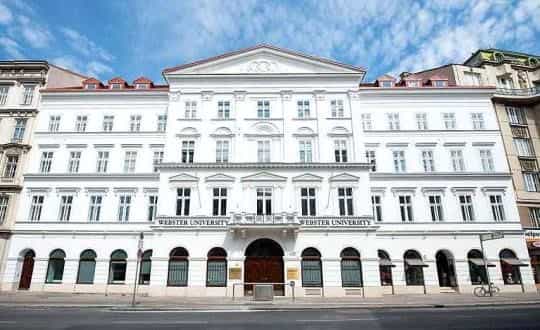 منح دراسية في النمسا لدراسة البكالوريوس في جامعة ويبستر فيينا الخاصة 2020-2021