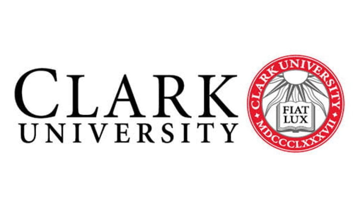 منحة جامعة كلارك Clarke University لدراسة البكالوريوس في أمريكا 2021