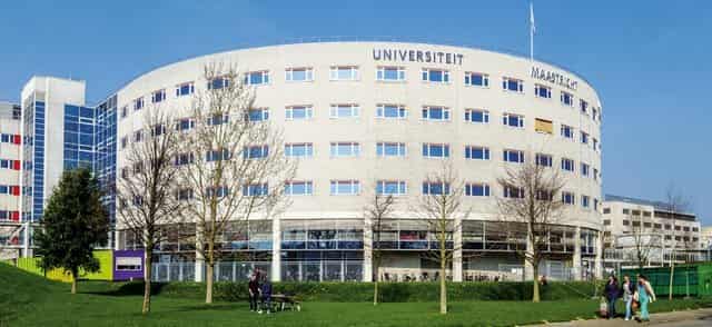 المنح الدراسة الممولة بالكامل في جامعة ماستريخت لدراسة الماجستير في هولندا 2021
