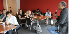 برنامج زمالة New York Times Newsroom 2023 (مدفوع الأجر)